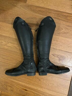 Tuffrider Belmont dress boots